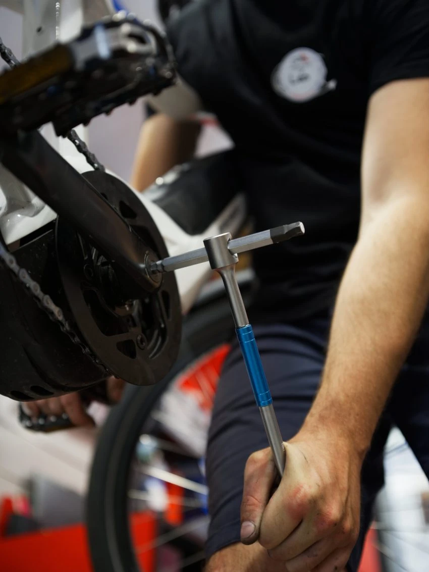 Mantenimiento de bicicletas en Annecy por Roul'ma poule