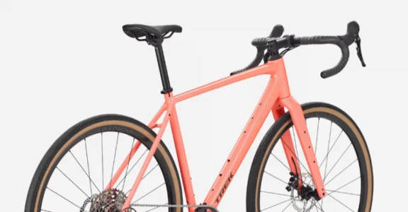 Vélo Gravel/Route Sport Light « Mixte TREK ALR4 » à la location