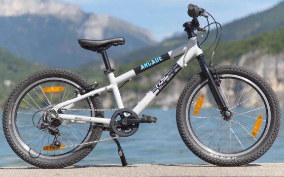 Vélos VTT Enfants de 4 à 12 ans Mixte (de 1,10m à 1,40m) à la location