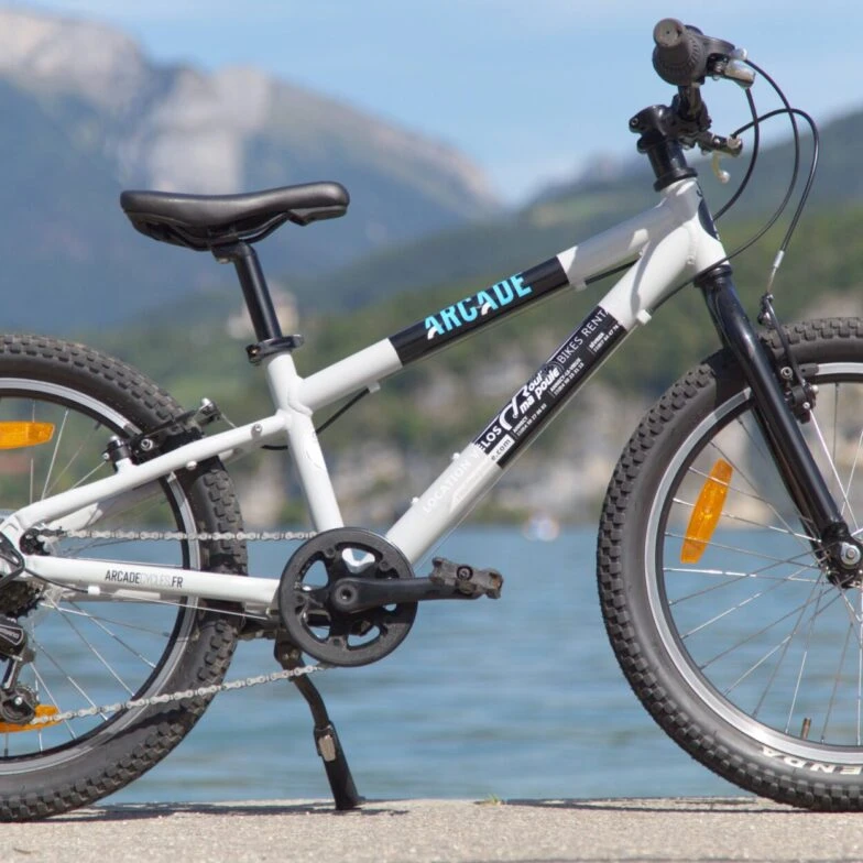 Vélos VTT Enfants de 4 à 12 ans Mixte (de 1,10m à 1,40m) à la location
