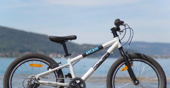 Vélos VTT Enfants de 4 à 12 ans Mixte (de 1,10m à 1,40m) à la location