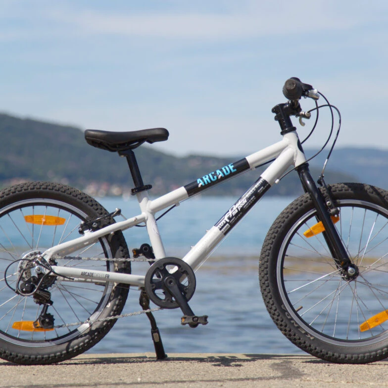 Vélos VTT Enfants de 4 à 12 ans Mixte (de 1,10m à 1,40m) à la location