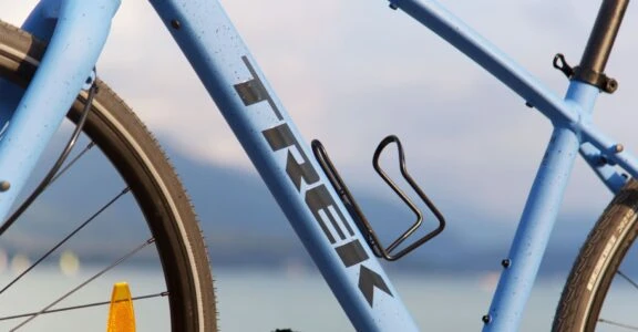 Vélo Fitness Sport Light « Mixte TREK FX2 » à la location